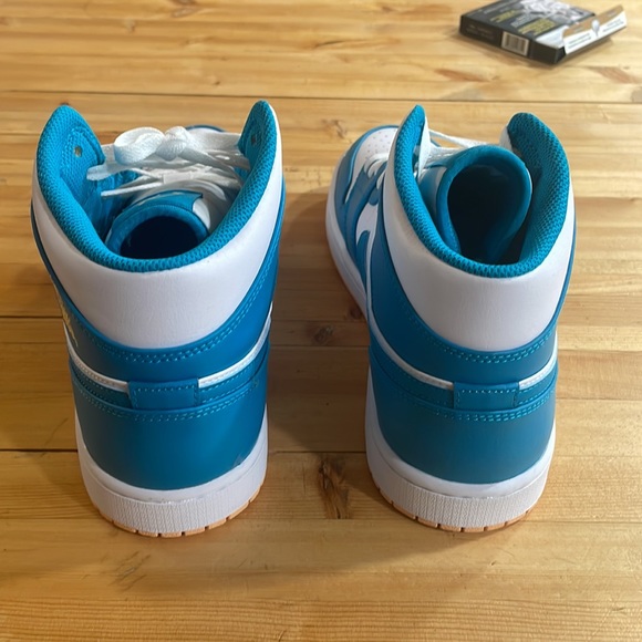 Air Jordan size 10 - Picture 3 of 4